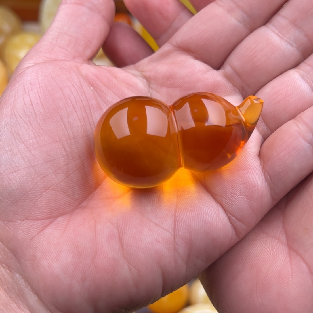 琥珀颈饰未镶嵌纯天然蜜蜡