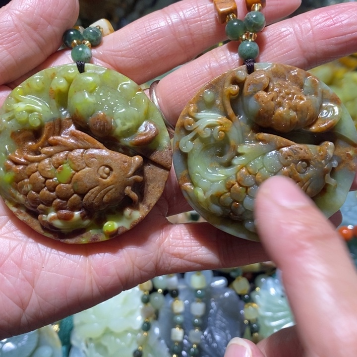 岫玉岫玉吊坠未镶嵌