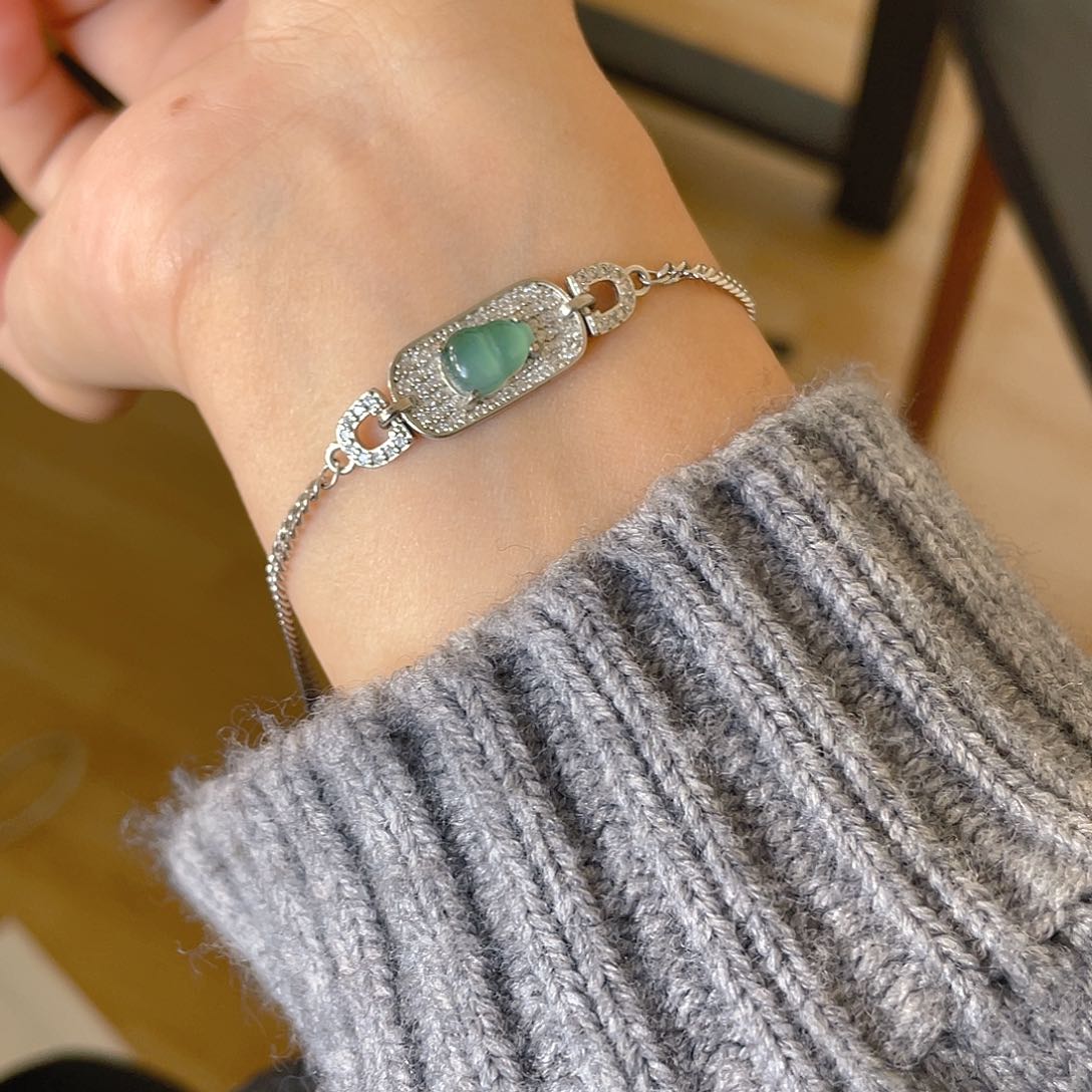 未镶嵌手链翡翠手链