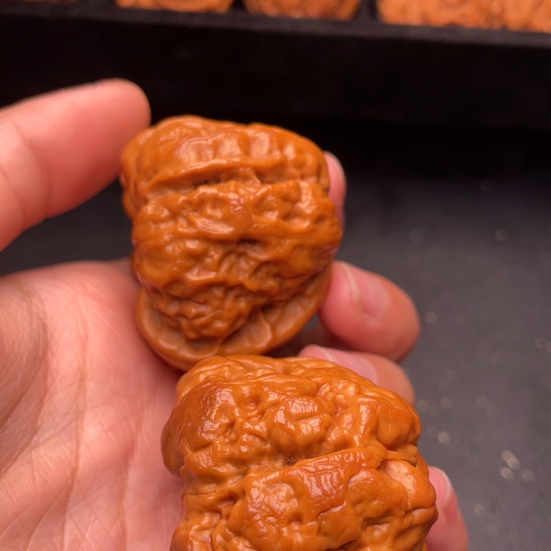 秦岭野生核桃文玩