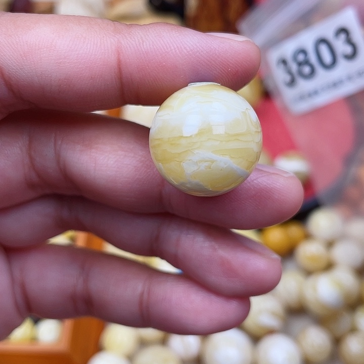 蜜蜡未镶嵌珠宝奇石粉冰片19.7