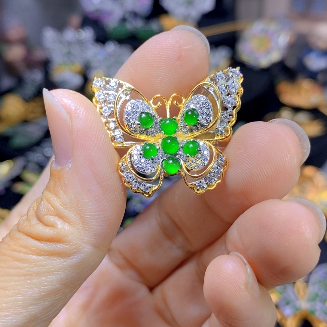 翡翠耳钉银S925镶嵌天然翡翠