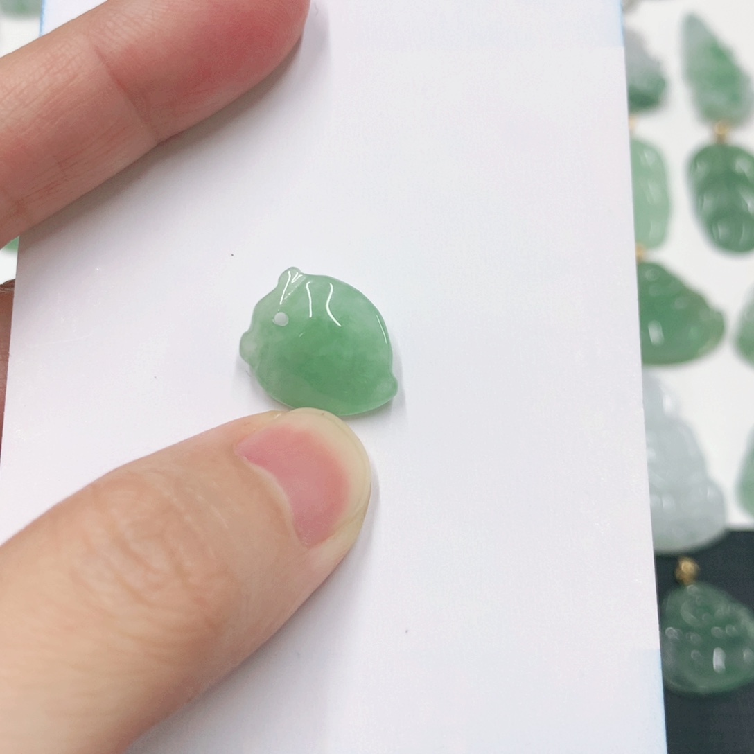 翡翠颈饰未镶嵌1212121222