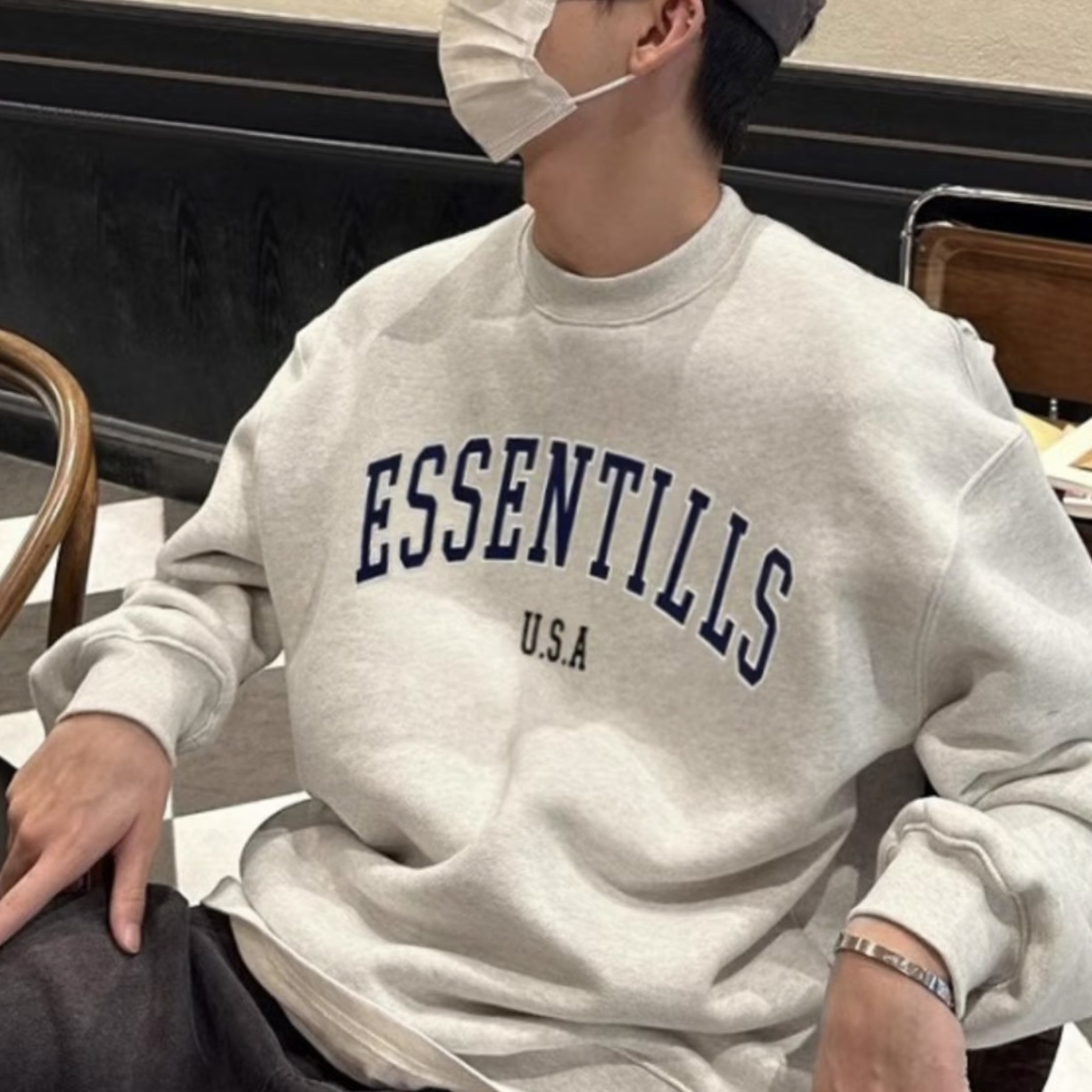 ESSENTIALS U.S.A圆领卫衣