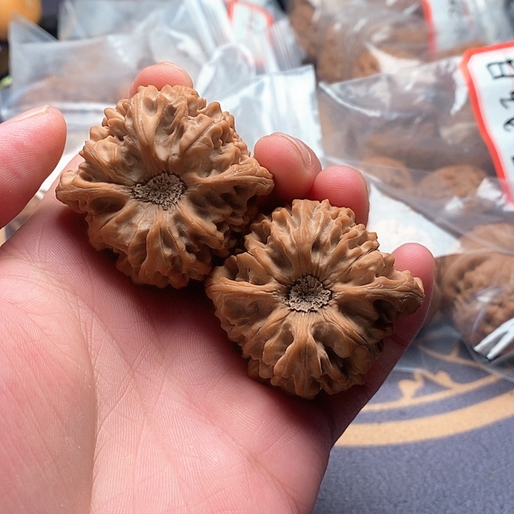 清***≈桃核把件文玩核桃龙门涧