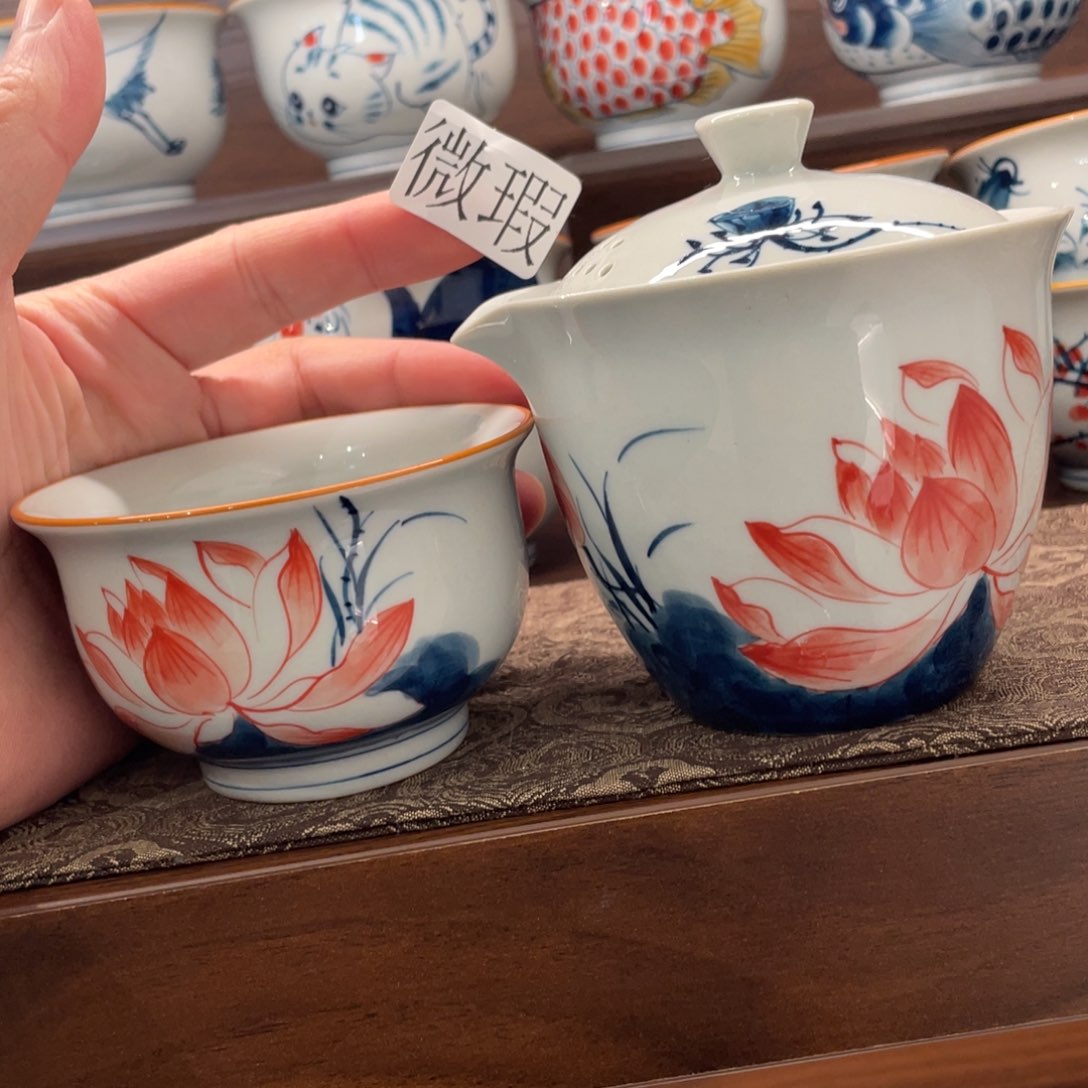 釉下手绘茶具微瑕