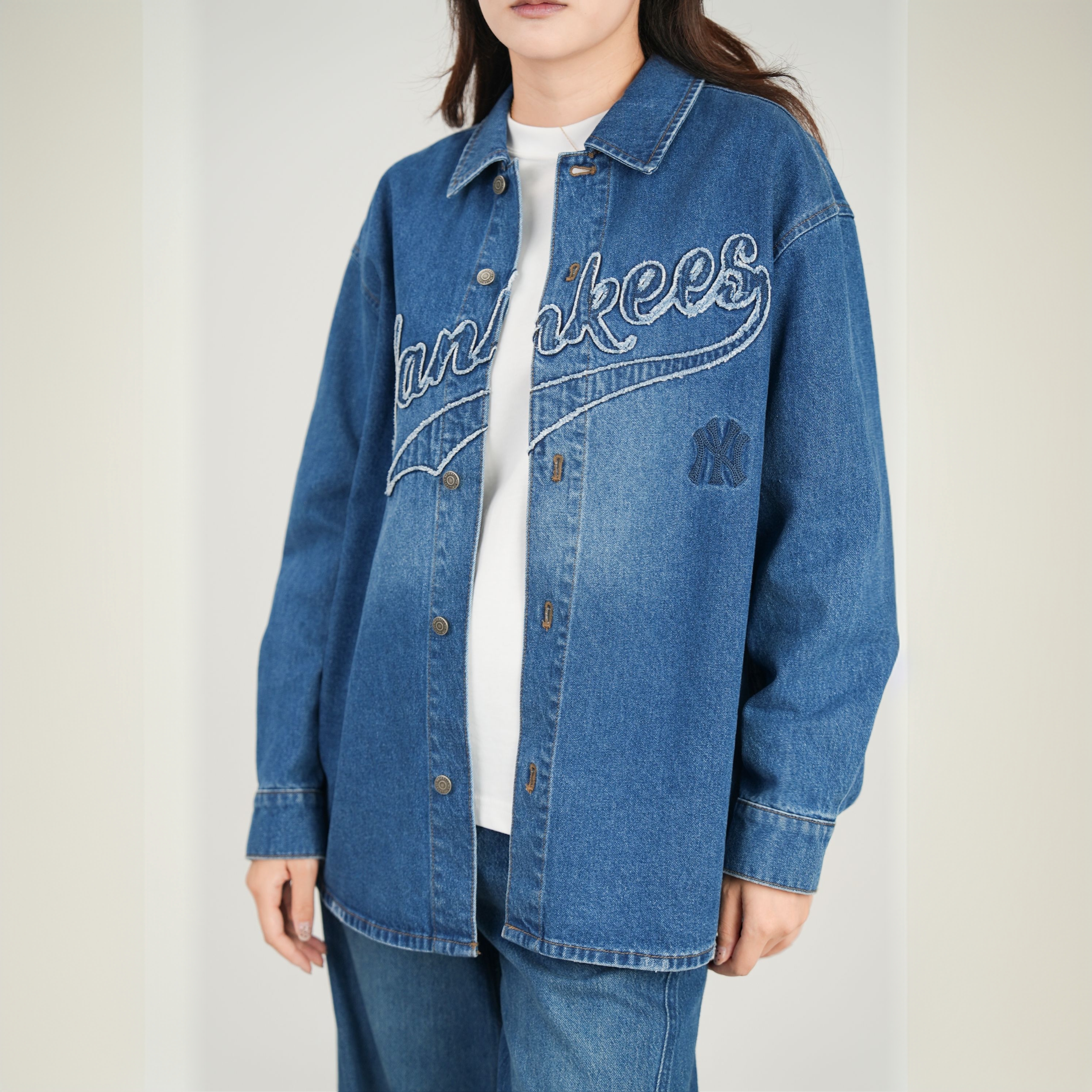 MLB25秋季男女情侣时尚外套新款纯棉运动宽松牛仔衬衫3ADRB0254