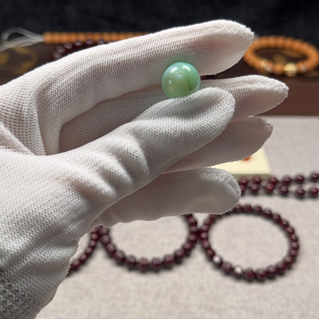 h***i猴头核桃吊坠猴头手串