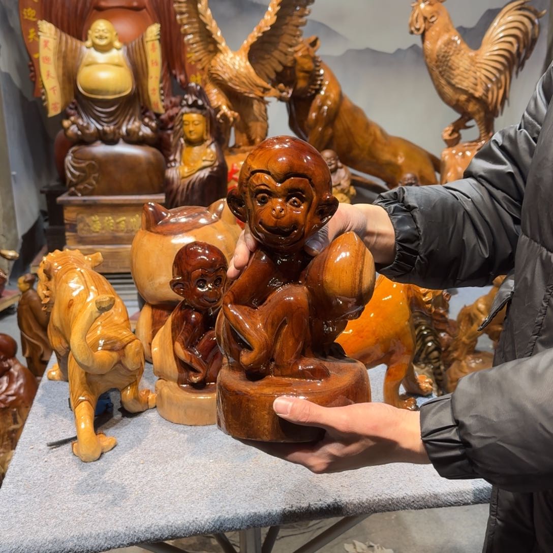 香樟木叶*香樟木猴子摆件