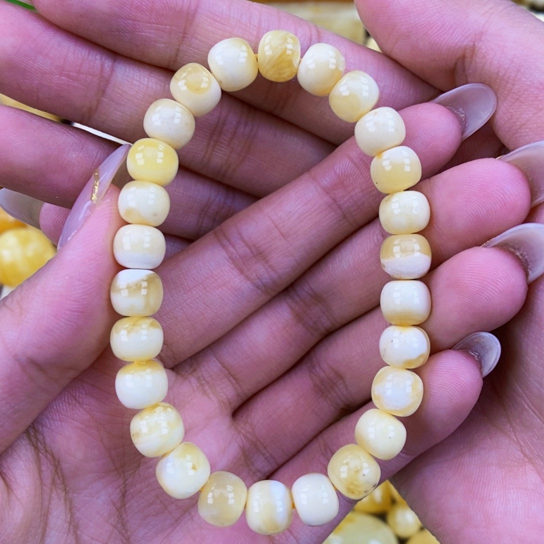 未镶嵌琥珀珠宝奇石8.1 粉