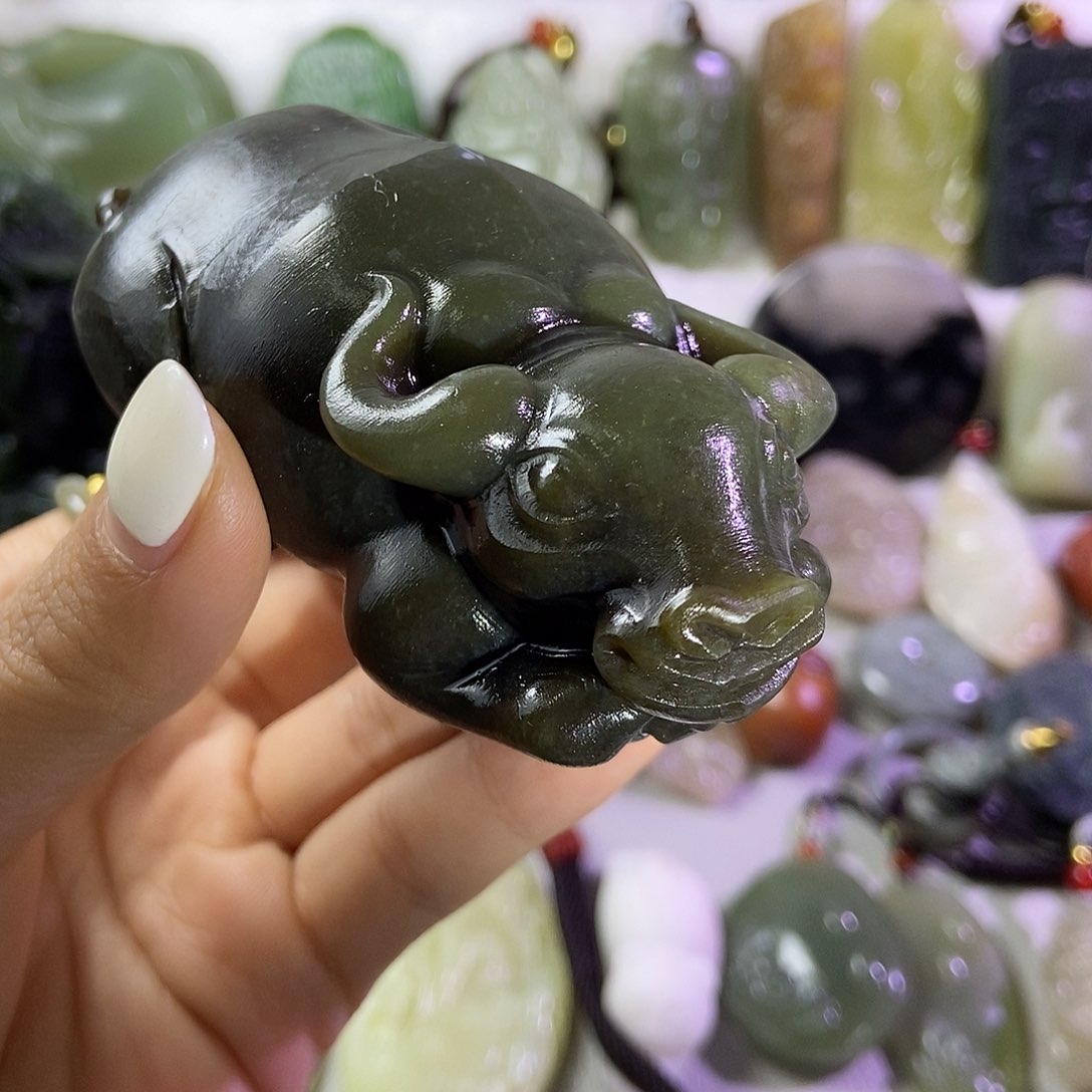 和田玉（糖玉）颈饰未镶嵌