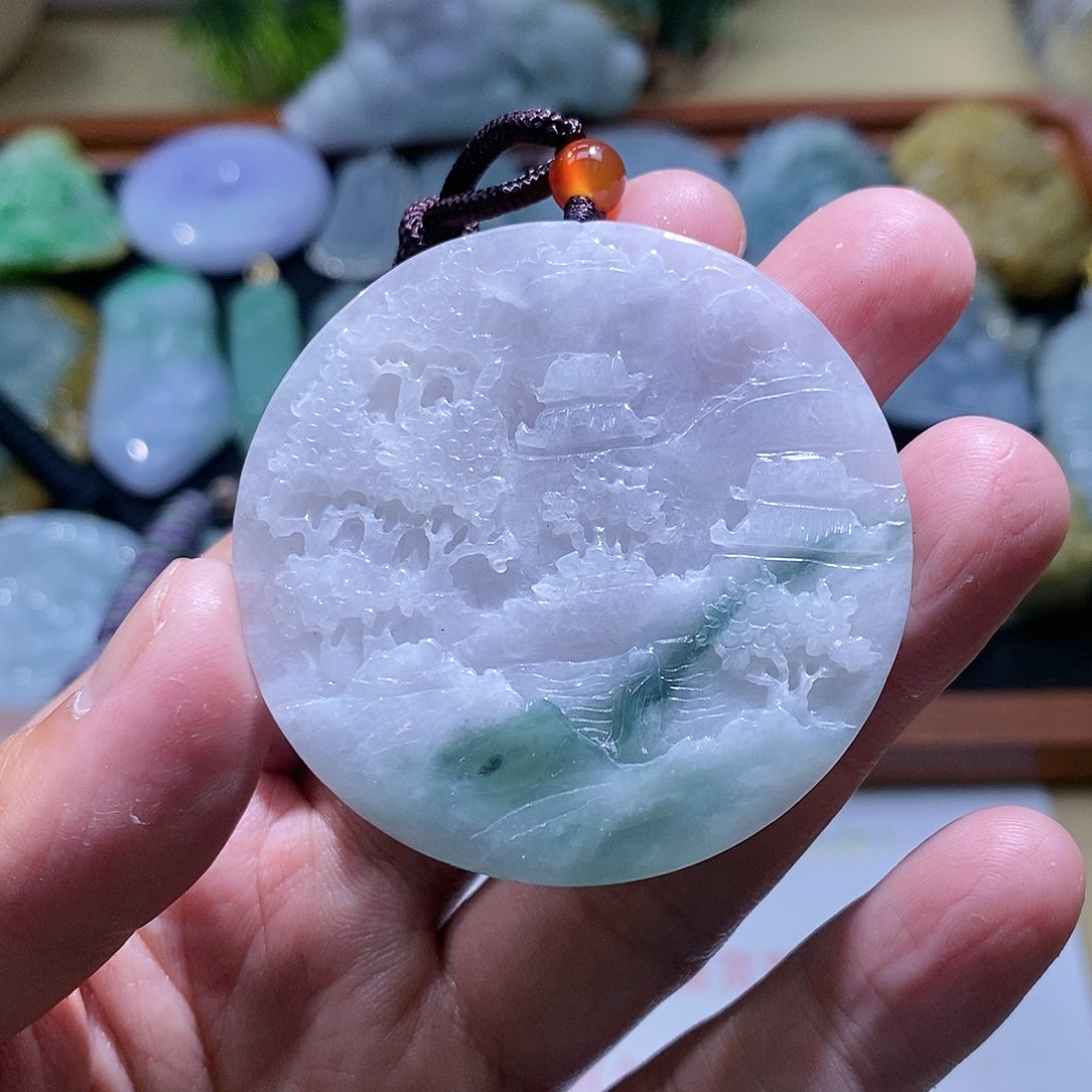 【闪购商品】翡翠颈饰未镶嵌山水