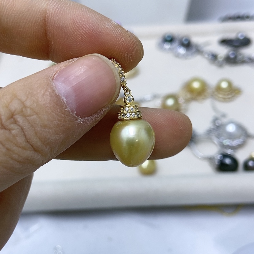 【闪购商品】海水珍珠颈饰银S925镶嵌中***鱼