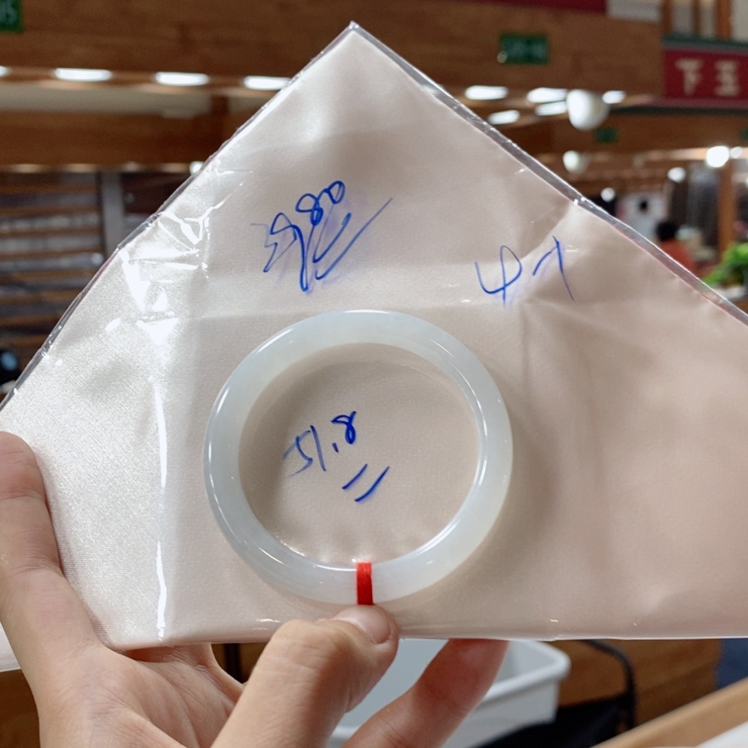 翡翠未镶嵌手镯买断