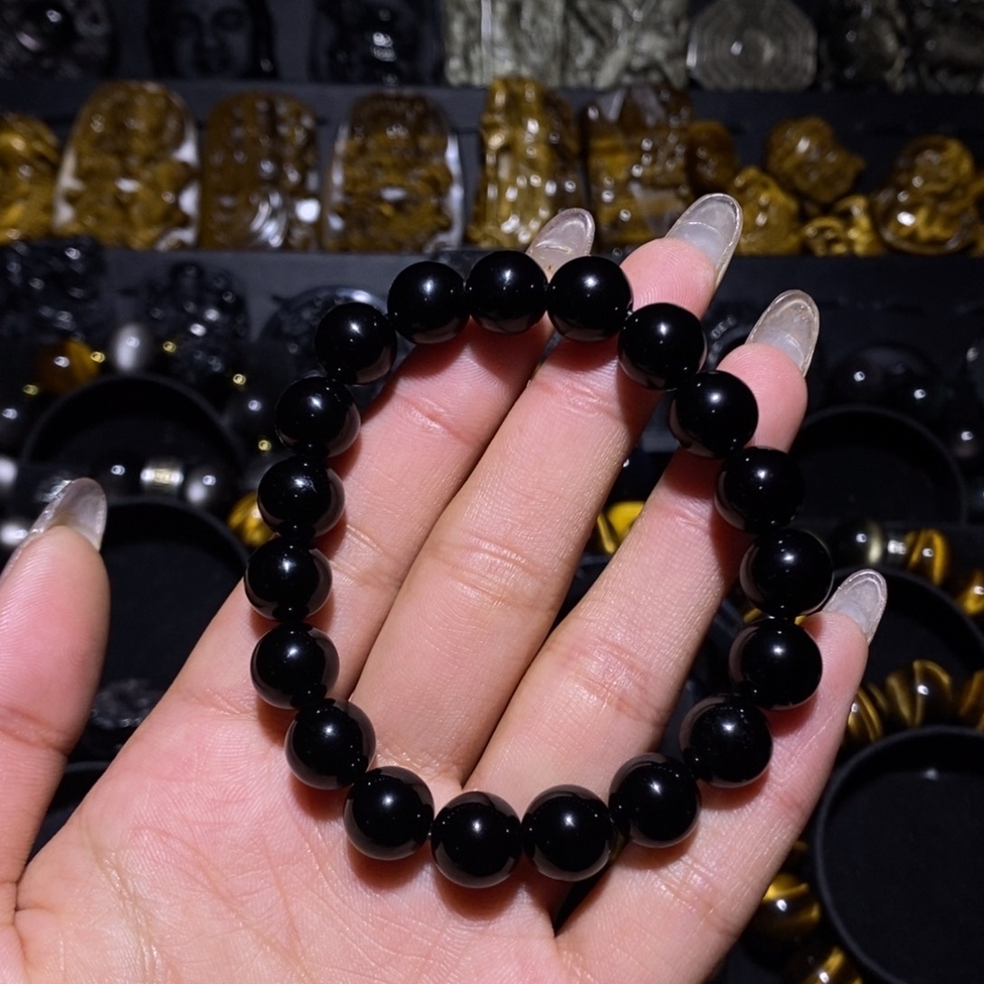 喜***e黑曜岩未镶嵌手链