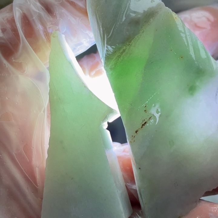 翡翠吊坠(不含链)未镶嵌天然翡翠边角料