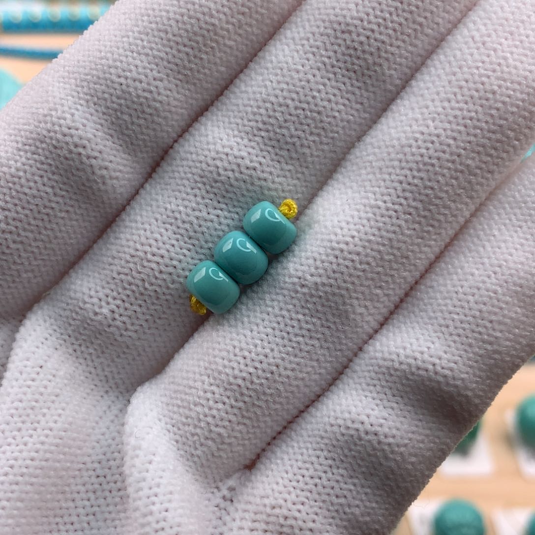 绿松石珠宝玉石未镶嵌