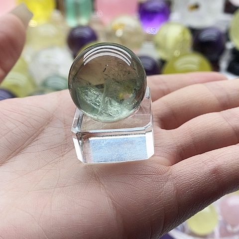 未镶嵌珠宝半成品水晶维*。1