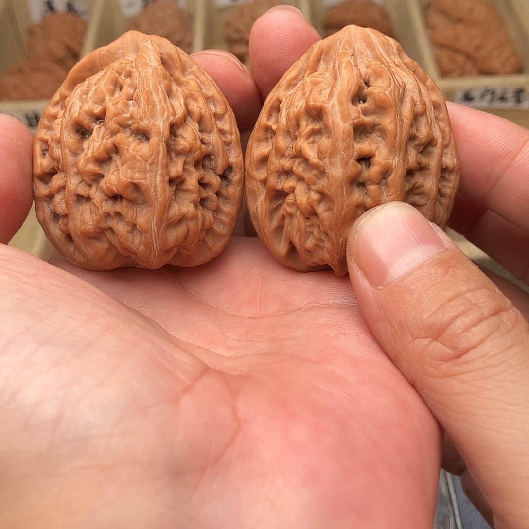 Z***Y把件文玩核桃红锦鲤