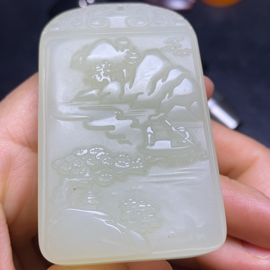 未镶嵌和田玉（糖玉）挂件