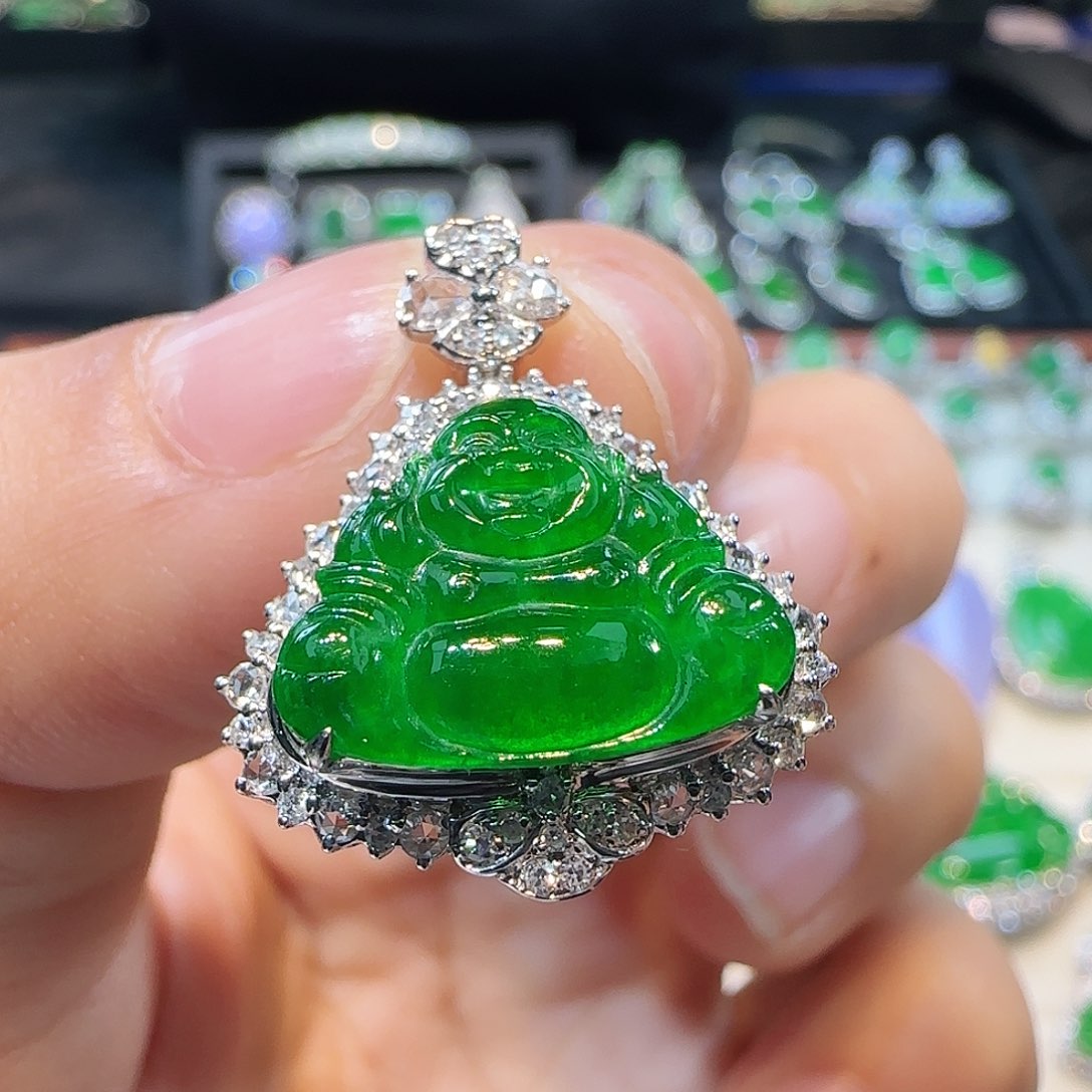 翡翠吊坠(不含链)18K金镶嵌