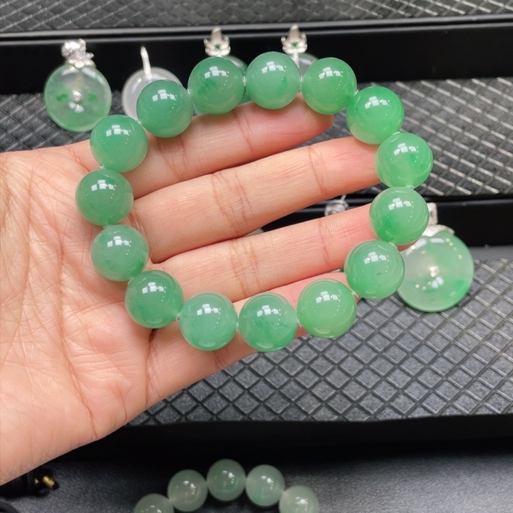 未镶嵌手链石英质玉D**d