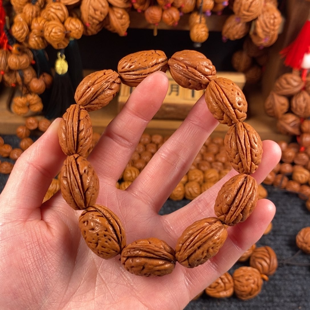 吊坠桃核8链接桃枭手串