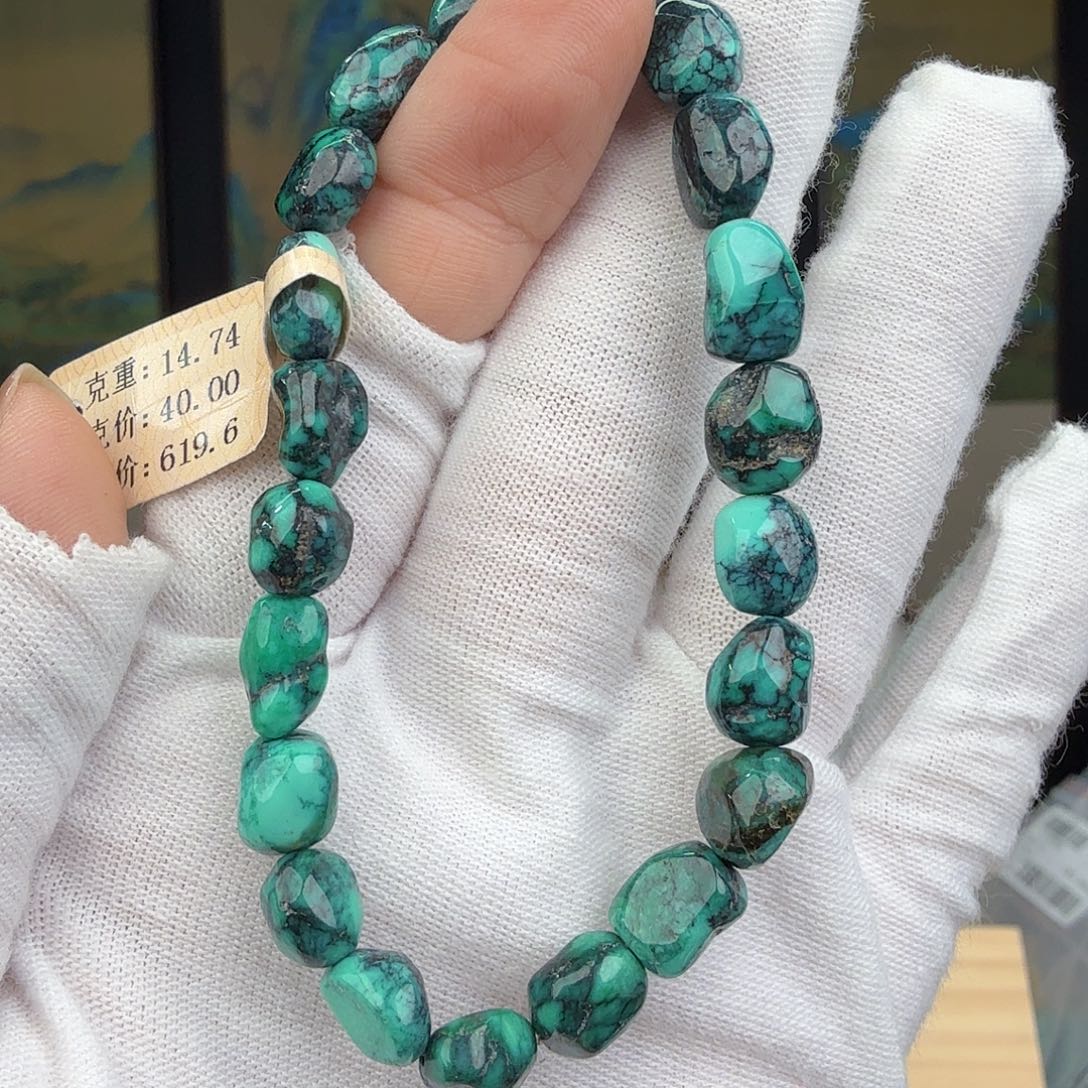 绿松石未镶嵌珠宝奇石