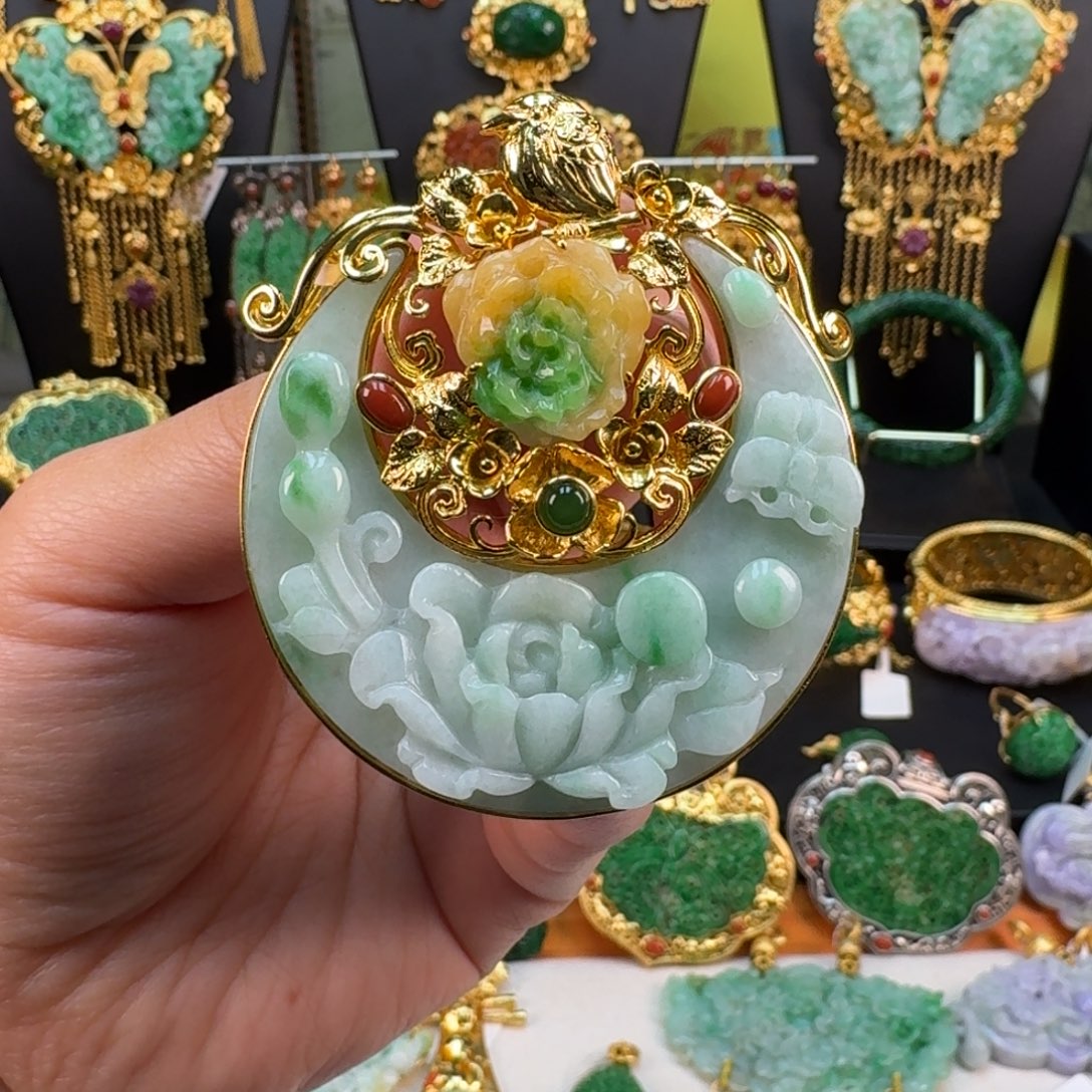 翡翠银S925镀金镶嵌颈饰吊坠 炸价