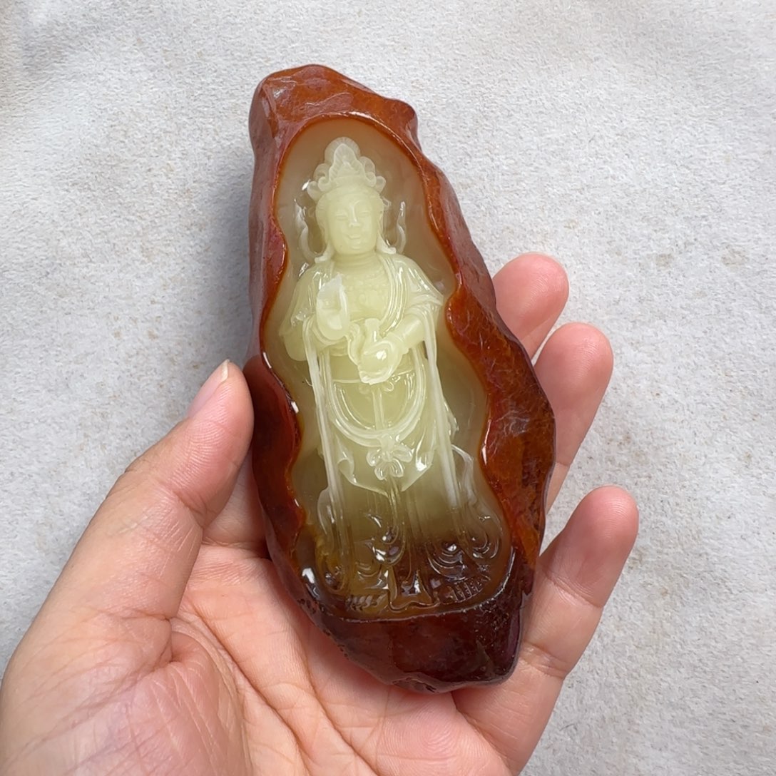 蜜蜡未镶嵌珠宝奇石