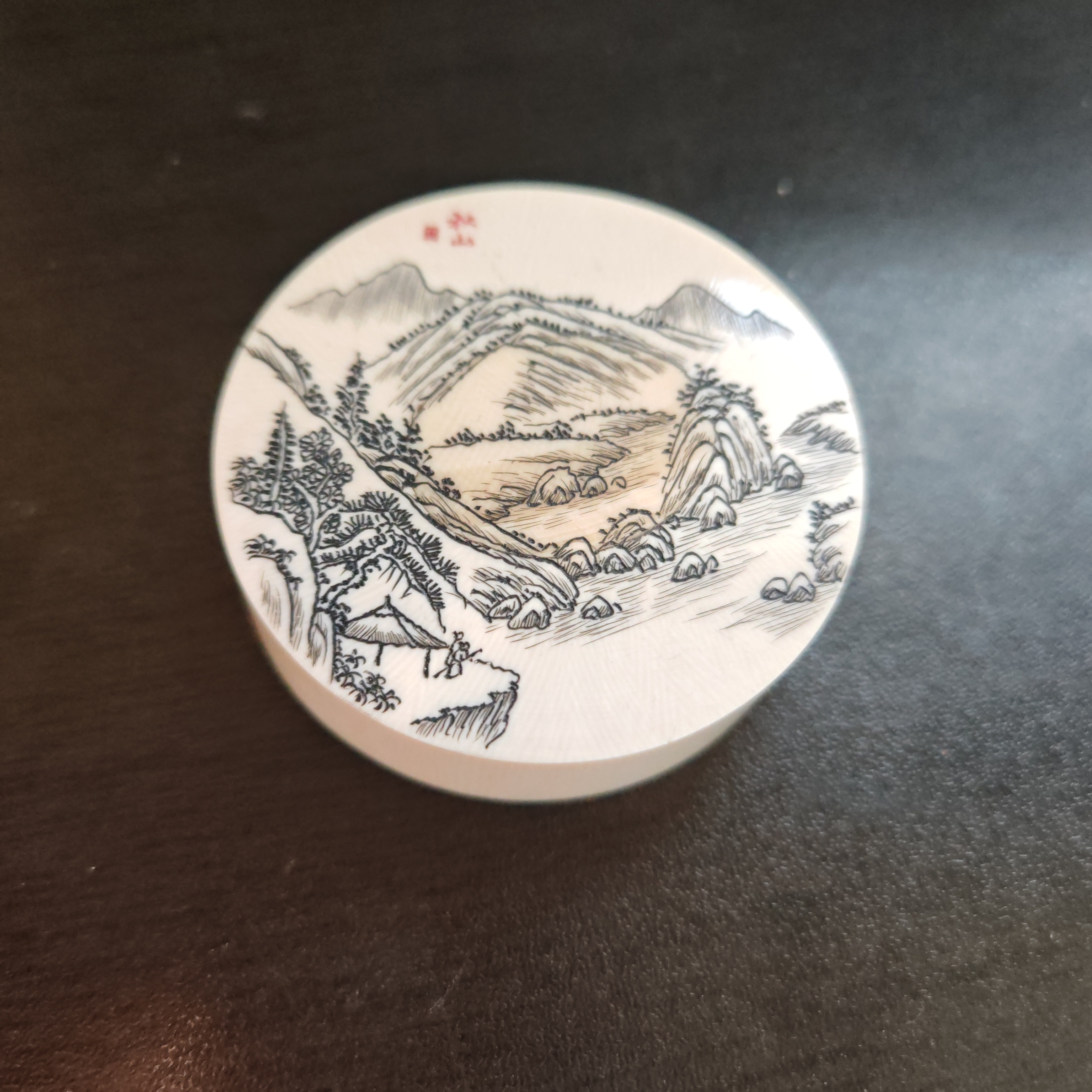 猛犸约65.7克雕刻圆饼XL61