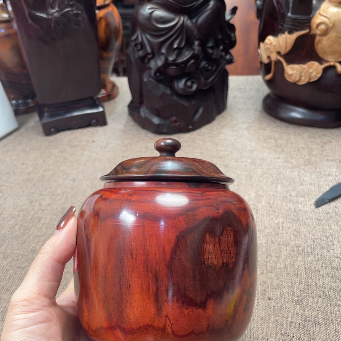 交趾黄檀（大红酸枝）罐子