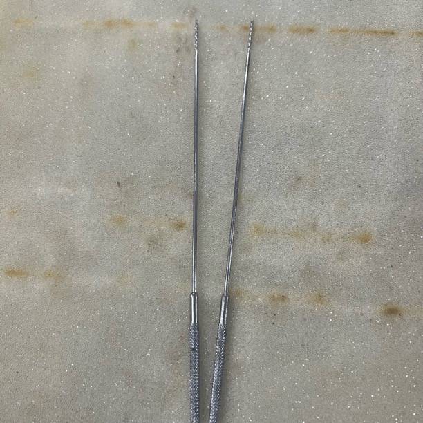 【WGK-27】金属细长小转头（两个）