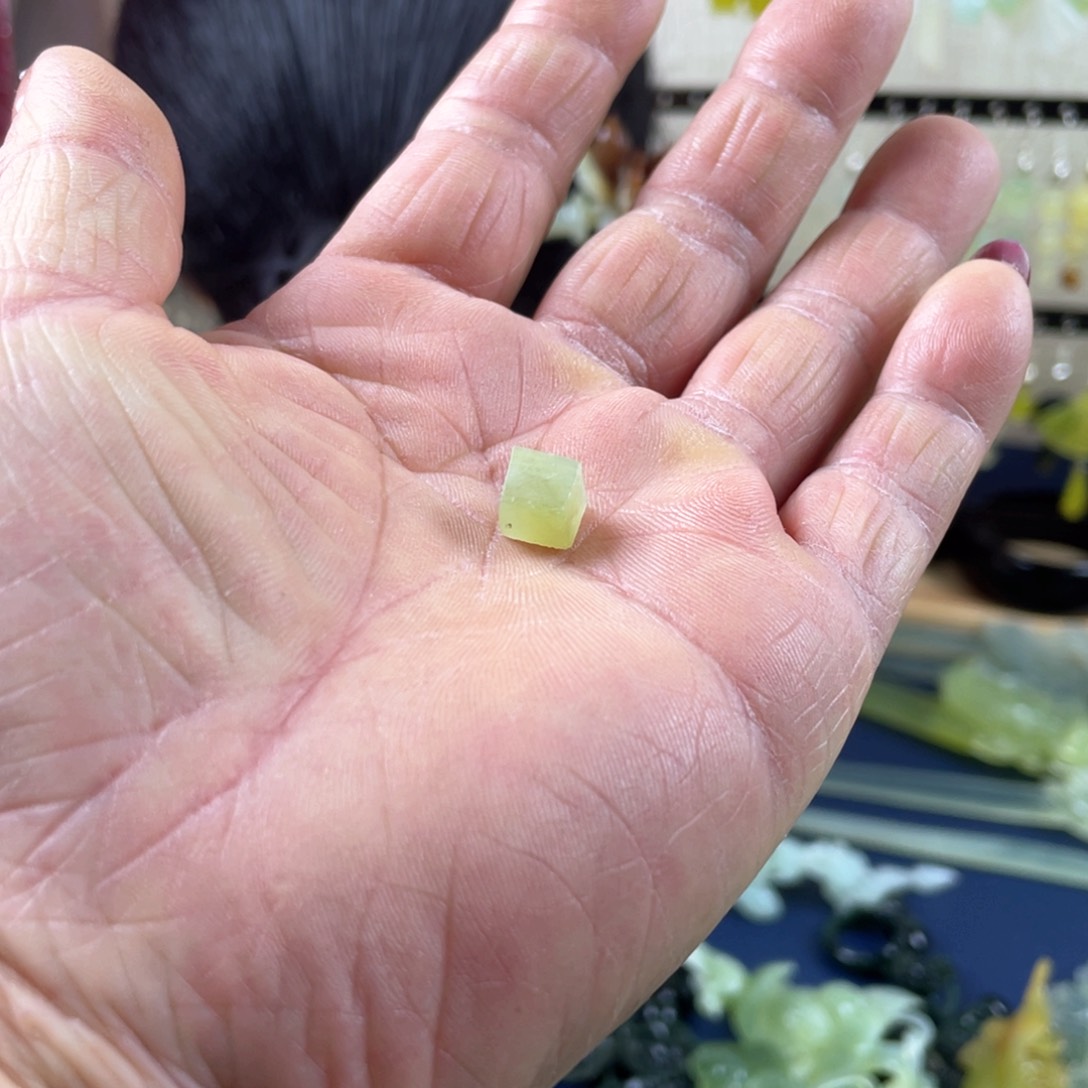 蛇纹石玉发饰未镶嵌修*心