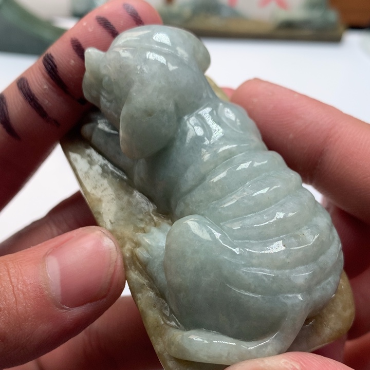 翡翠未镶嵌颈饰保真天然a货翡翠