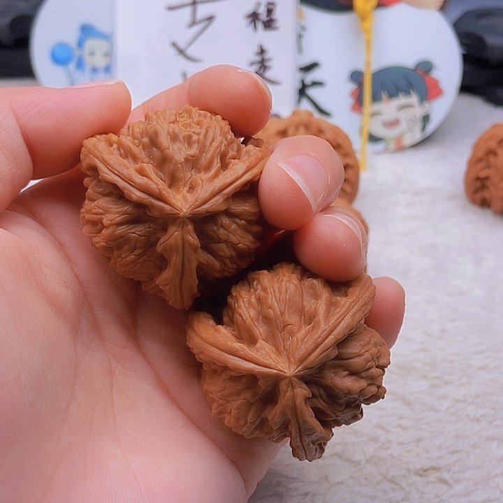 吊坠文玩核桃奋****℡三棱