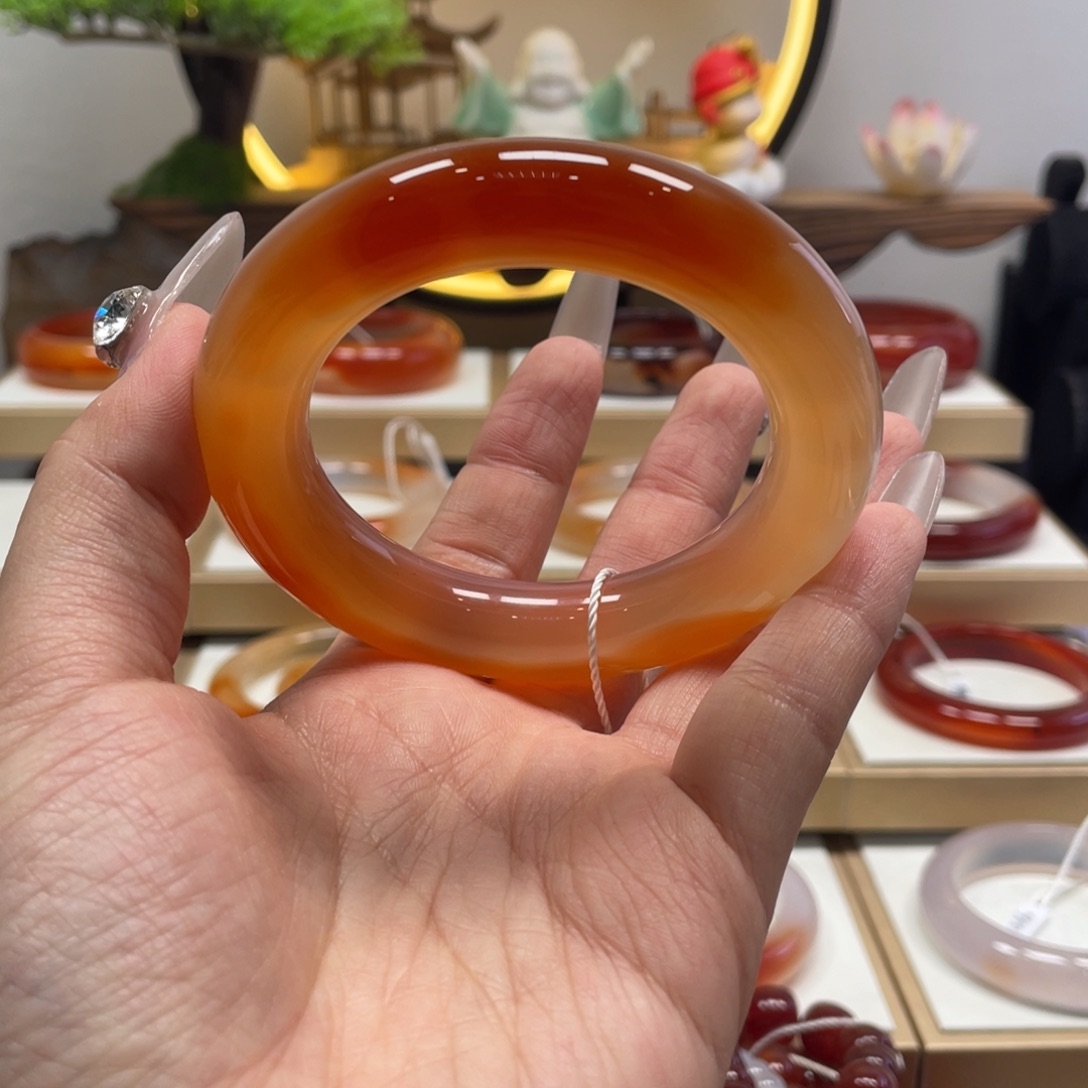 玛瑙/玉髓未镶嵌手镯