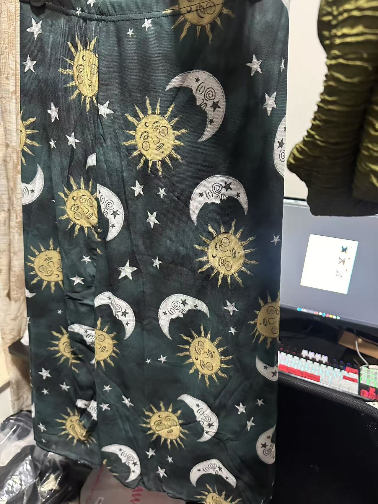 太阳月亮神半身中长裙