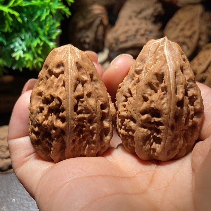 把件文玩核桃东北楸子小雪95