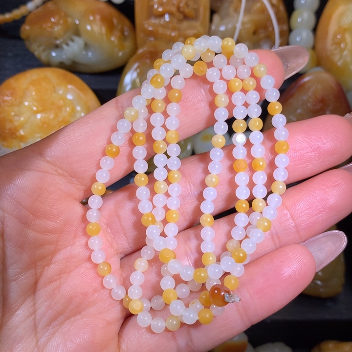 和田玉颈饰未镶嵌