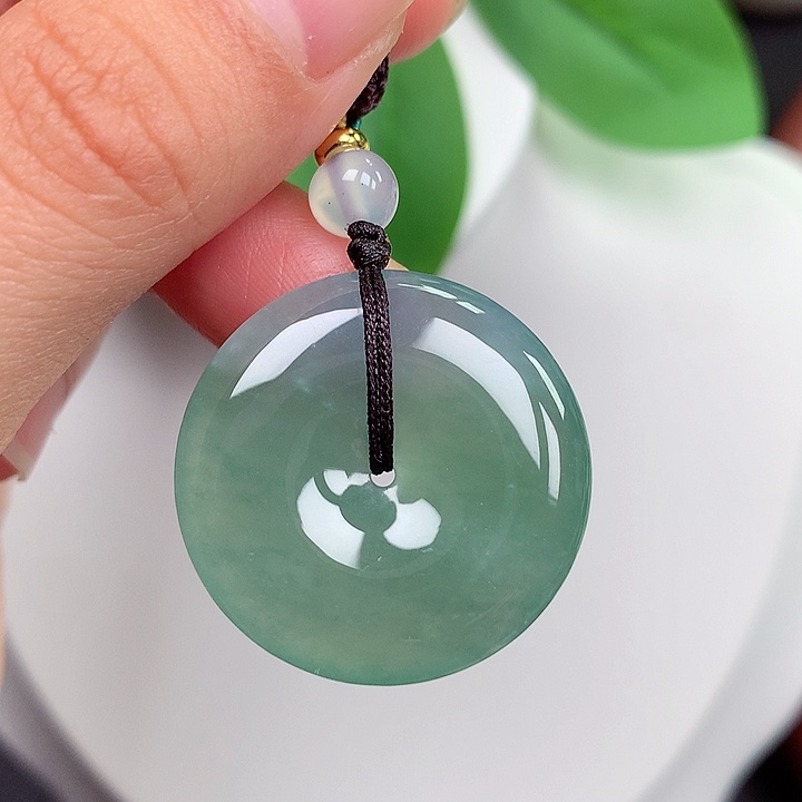 颈饰未镶嵌翡翠平安扣 27.6，5.2mm