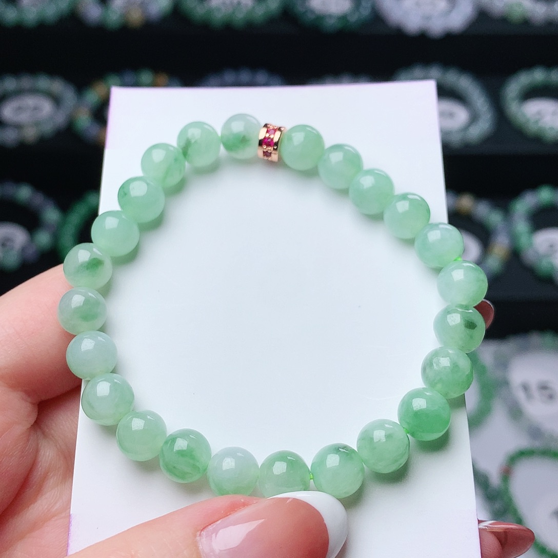 翡翠手链未镶嵌翡翠