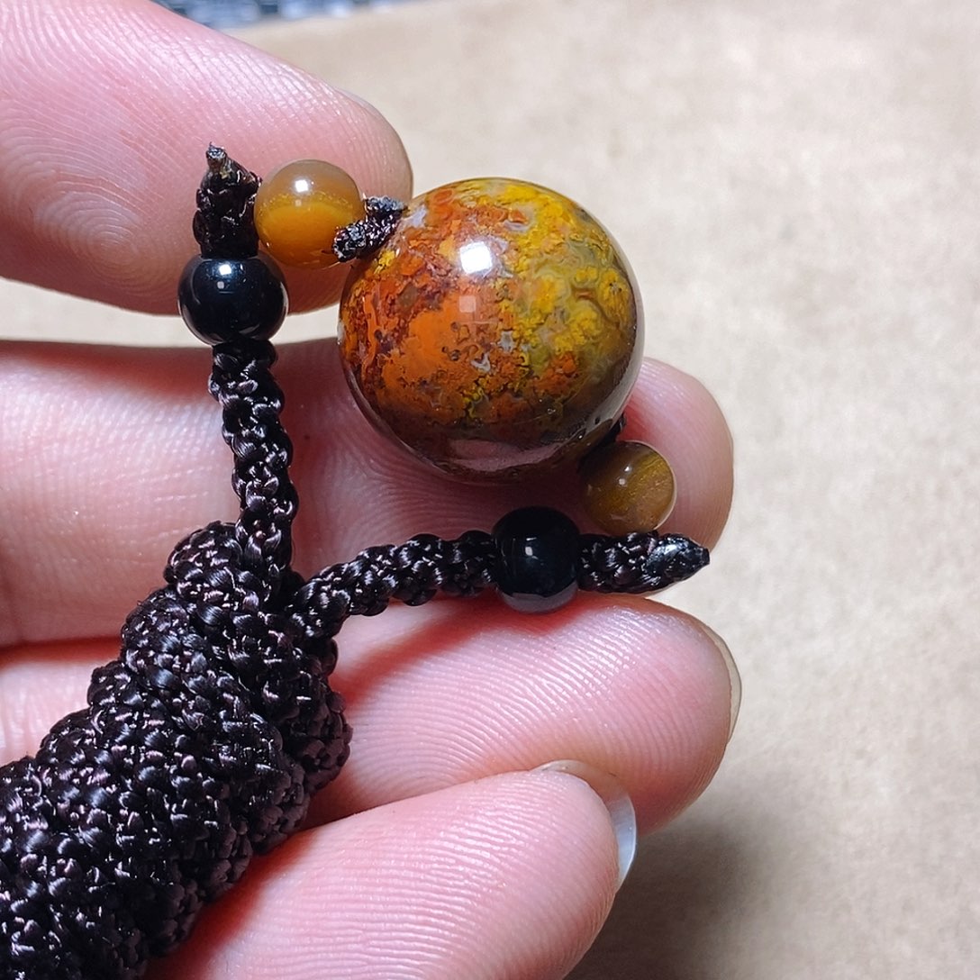 玛瑙/玉髓颈饰未镶嵌卸***妆