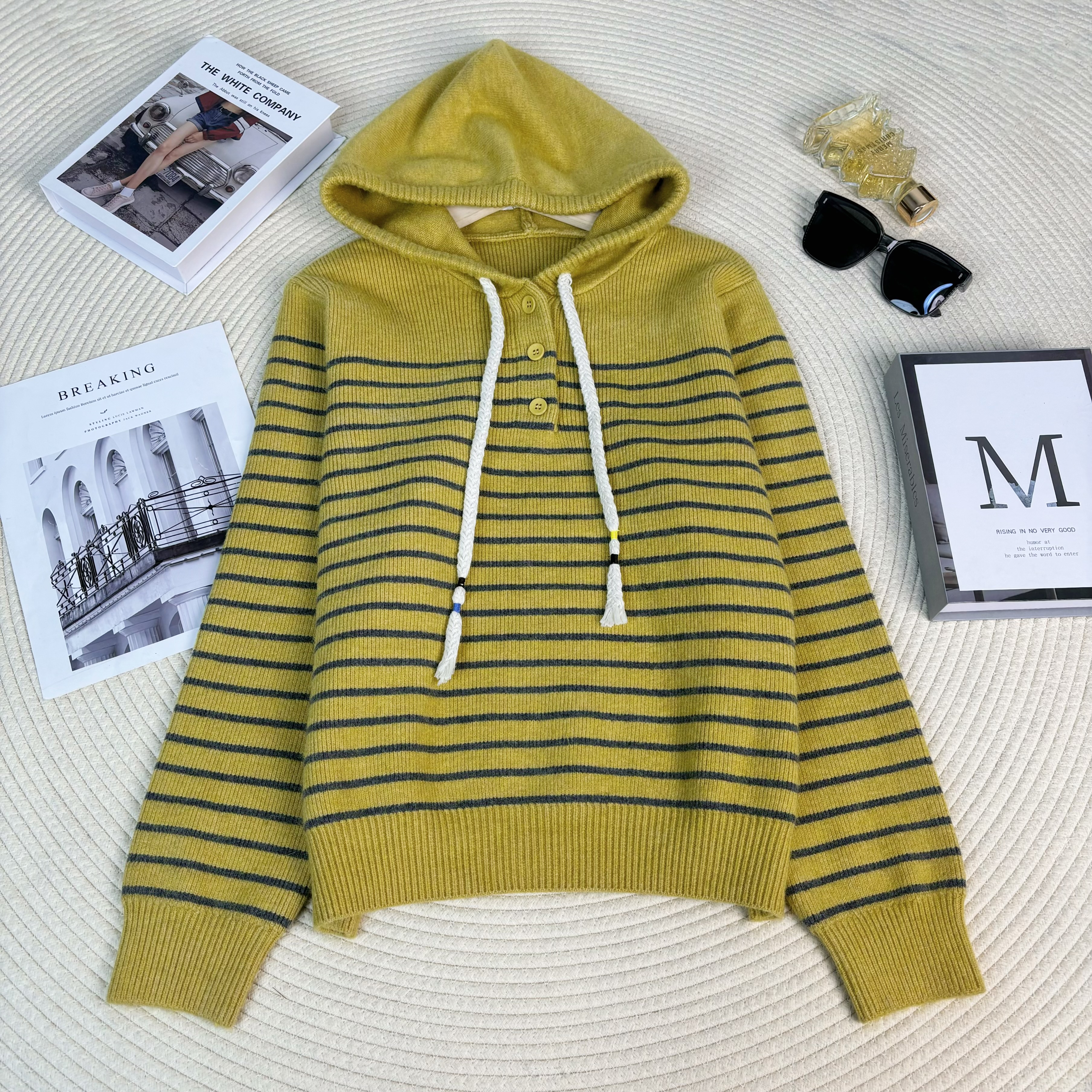 玲姐定制-连帽抽绳款撞色细条纹款套头宽松休闲针织毛衣473435