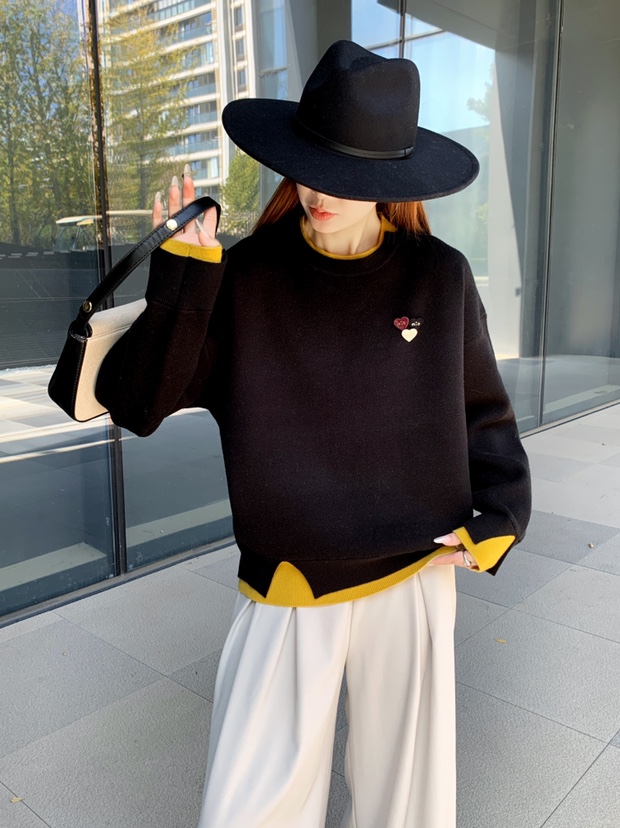 1220-01  女士时尚气质百搭秋冬显瘦假两件针织衫  XJ  295