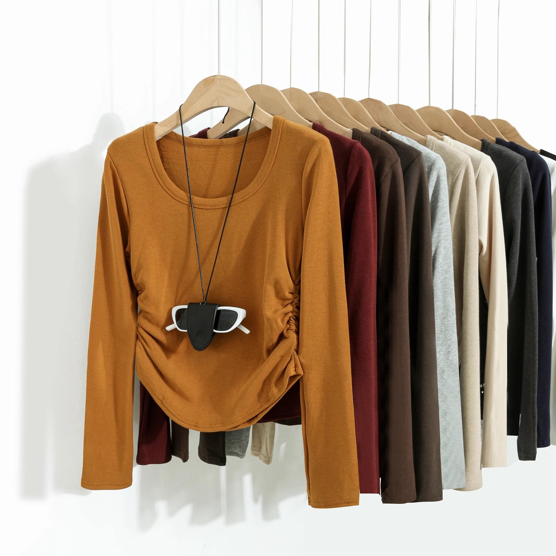 宁熙EC原创褶皱设计短款U领上衣弹力修身打底衫A1216