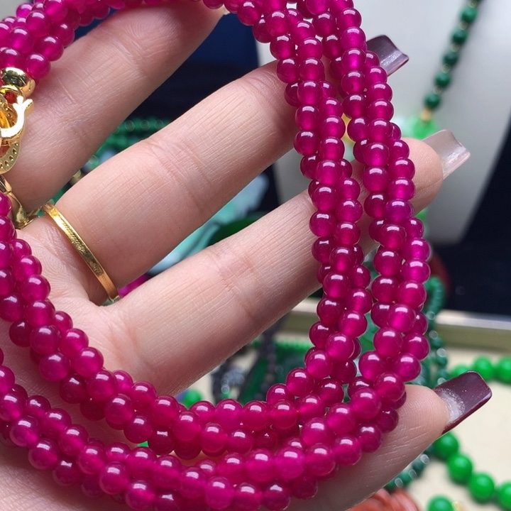 翡翠颈饰未镶嵌吊坠