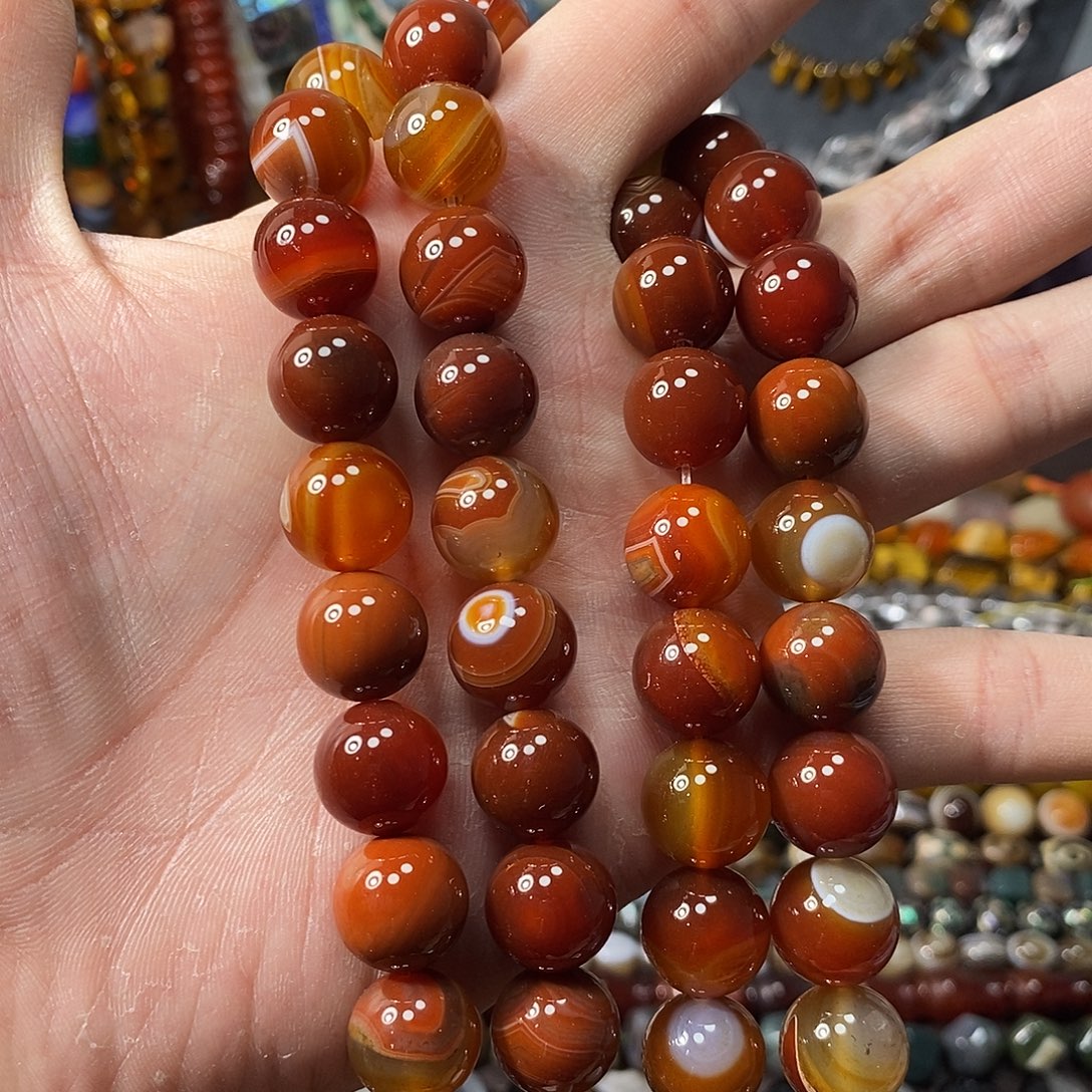石英质玉未镶嵌，红缠丝玛瑙14mm，
