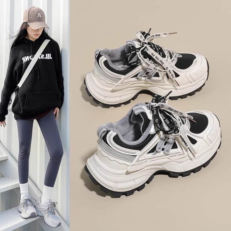 大码女鞋41到43老爹鞋显脚小轻便冬季新款加绒休闲运动鞋春秋款42