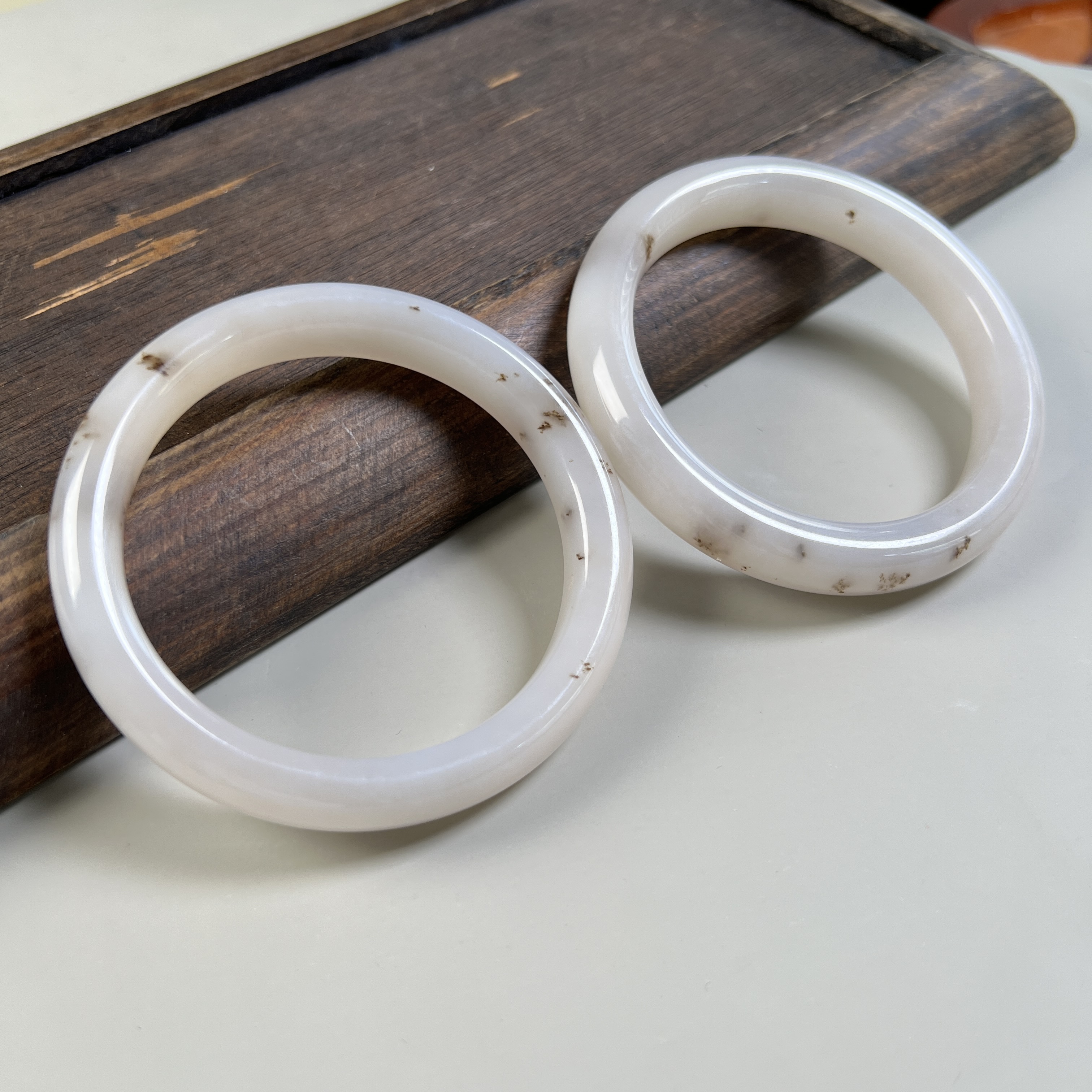 和田玉手镯桂花糕手镯青海肉桂手镯轻奢小香风多样性发货拍一发一